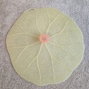 Charles Viancin Paris Lid Lillypad Silicone Lid  12" Works Very Well